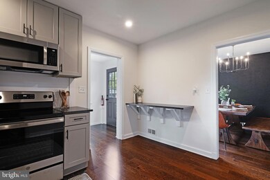 7517 Windsor Mill Rd, Windsor Mill, MD 21244 - photo 5