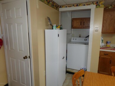 9 Franklin St, Nanticoke, PA 18634 - photo 5