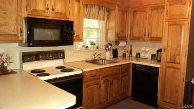 832 Fairmont Ave, Whitehall, PA 18052 - photo 5