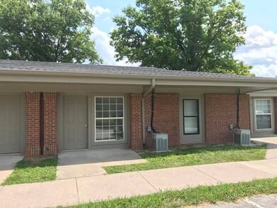 4200 S Bearfield Rd unit 12, Columbia, MO 65201 - photo 2