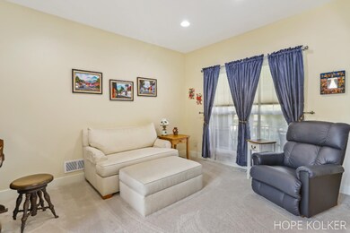 3678 Atwater Hills Ct NE Grand Rapids-13
