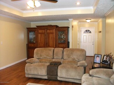 310 Helmwood Cir, Mount Washington, KY 40047 - photo 4