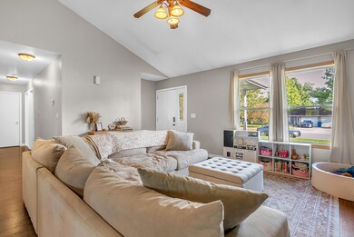 121 E Pine St, Wheatfield, IN 46392 - photo 2