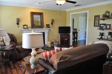 1227 Vo Tech Dr, Fitzgerald, GA 31750 - photo 4