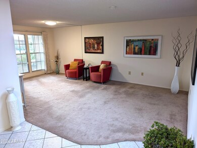 10551 W Palmeras Dr, Sun City, AZ 85373 - photo 4