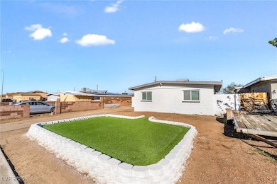 1540 Palm St, Henderson, NV 89011 - photo 2