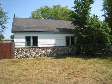 8044 Maple St, Vanderbilt, MI 49795 - photo 2
