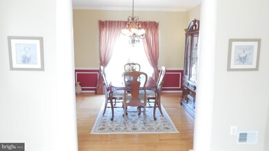 2113 Autumn Haze Ct, Gambrills, MD 21054 - photo 4