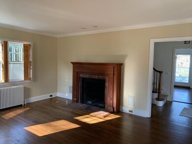 16 E Byway - 8
