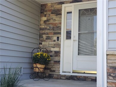 20641 W Sycamore Dr, Spring Hill, KS 66083 - photo 2