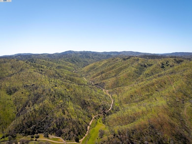 15676 W Corral Hollow Rd, Tracy, CA 95304 - photo 2