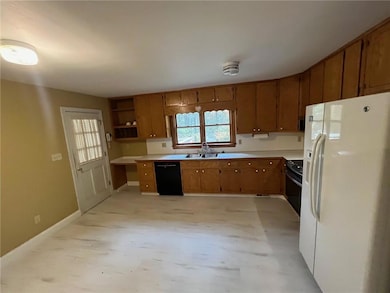 5052 Glaze Dr, Atlanta, GA 30360 - photo 5