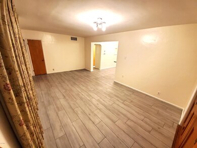 Living Room_3