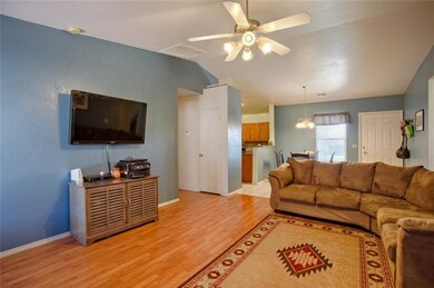 9305 Checkerbloom Dr, Oklahoma City, OK 73165 - photo 6