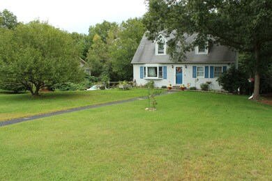 17 Marilyn Dr, Webster, MA 01570 - photo 3