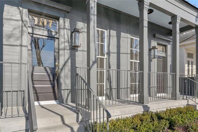 1117 9th. 
101 is unit on the right