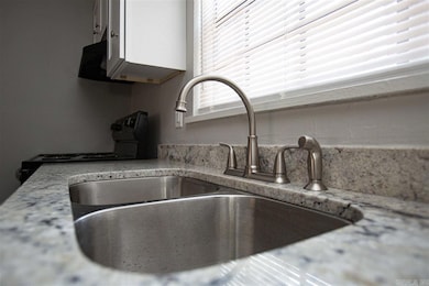 2108 Scotty Ct, Little Rock, AR 72204 - photo 4