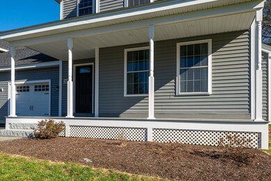 285 Webster St, Hudson, NH 03051 - photo 3