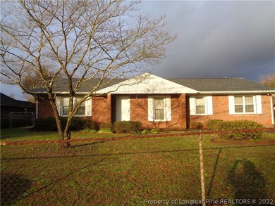 928 Montclair Rd, Fayetteville, NC 28314 - photo 2