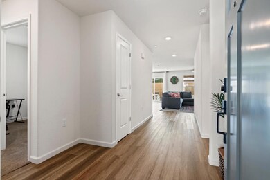 276 Grand View Ct, Merced, CA 95341 - photo 5