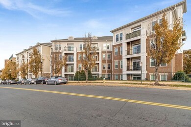 The Grove At Arlington unit 1413, Arlington, VA 22206 - photo 2