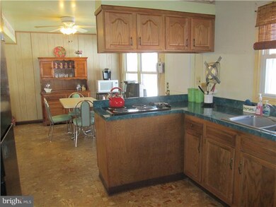 59 Perennial Ln, Willingboro, NJ 08046 - photo 7