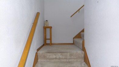 724 Ridge Cir, Troy, NY 12182 - photo 5