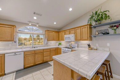 Kitchen with Breakfast Bar