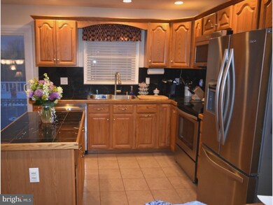 190 Gerald Ave, Orwigsburg, PA 17961 - photo 3