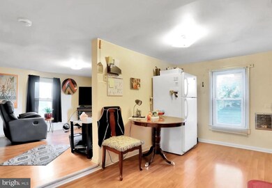 316 W 9th St unit B, Front Royal, VA 22630 - photo 3