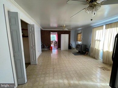 32 Fairview Rd, Broomall, PA 19008 - photo 4