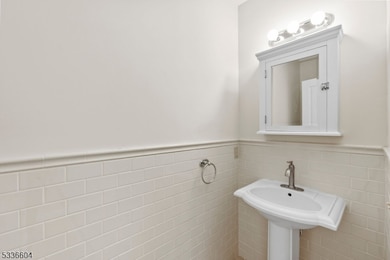 33 Forest Ave unit 1E, Hawthorne, NJ 07506 - photo 6