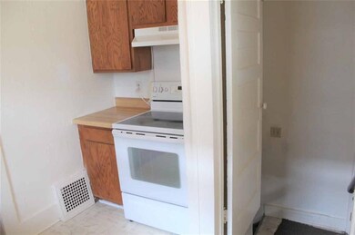 2336 E Grand Ave, Des Moines, IA 50317 - photo 7