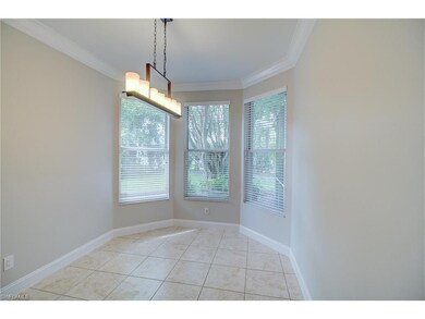 dining area off kitchen