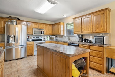 5428 Roadrunner Dr, Durant, OK 74701 - photo 7