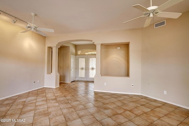 14686 N Lost Arrow Dr, Oro Valley, AZ 85755 - photo 6