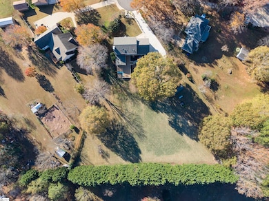 225 Hawkins Creek Ct, Greenville, SC 29609 - photo 5