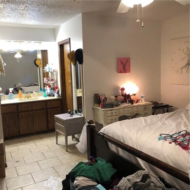 1509 Sequoyah Ave, Moore, OK 73160 - photo 5