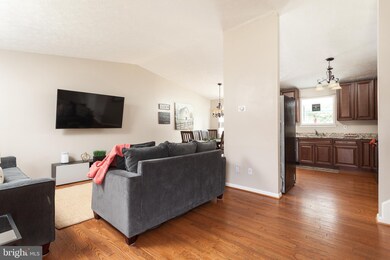 1212 Gillia Ct, Pasadena, MD 21122 - photo 6