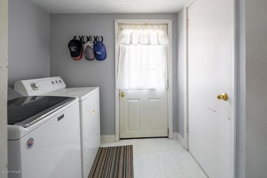 959 Houghlin Rd, Bloomfield, KY 40008 - photo 5