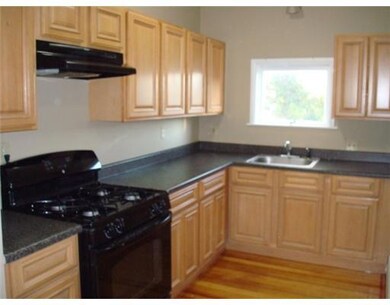 294 Swan St, Providence, RI 02905 - photo 3