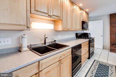 240 E Padonia Rd, Lutherville Timonium, MD 21093 - photo 5