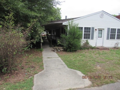 1676 Fitchetts Wharf Rd, Moon, VA 23119 - photo 2