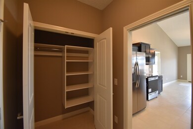 5596 Bear Creek Pass, Auburn, IN 46706 - photo 6