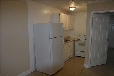 1631 W Northwest Blvd unit C, Winston Salem, NC 27104 - photo 5