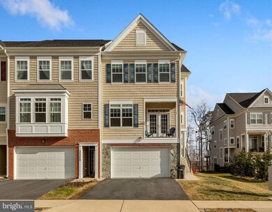 25250 Demilton Terrace, Chantilly, VA 20152 - photo 3