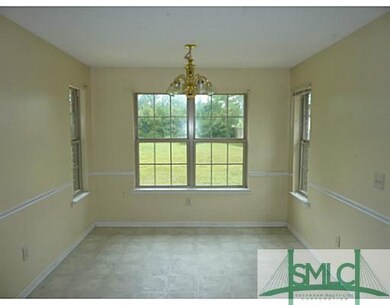 Cafeteria/Kitchen. Breakfast Nook