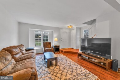 2 Cross Laurel Ct, Germantown, MD 20876 - photo 3