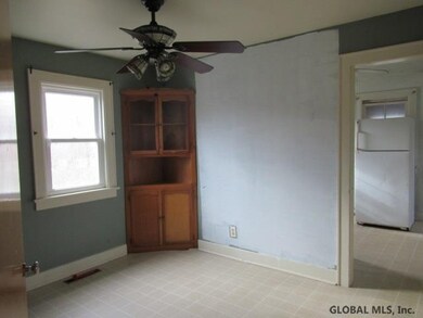 429 Stanford Ave, Schenectady, NY 12304 - photo 6