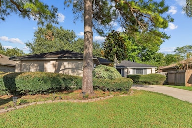 7122 Sonnet Glen Ln, Houston, TX 77095 - photo 2